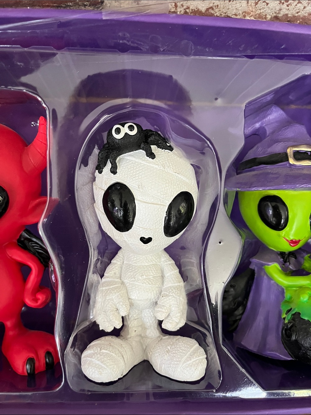 Martha Stewart Red Devil, White Mummy & Green Witch Alien Figurine Set - Picture 7 of 15